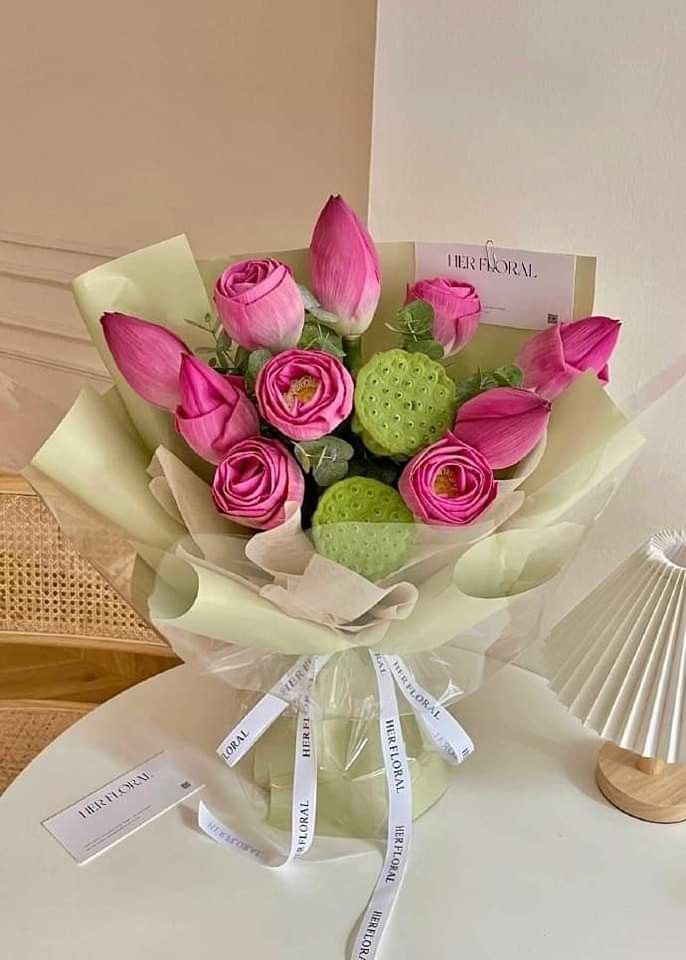 Hoa Sen Ngọc Phú Quý