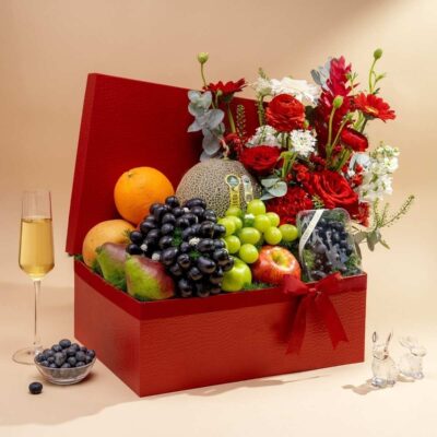 Hộp Quà Trái Cây Và Hoa Ecuador Chúc Sinh Nhật